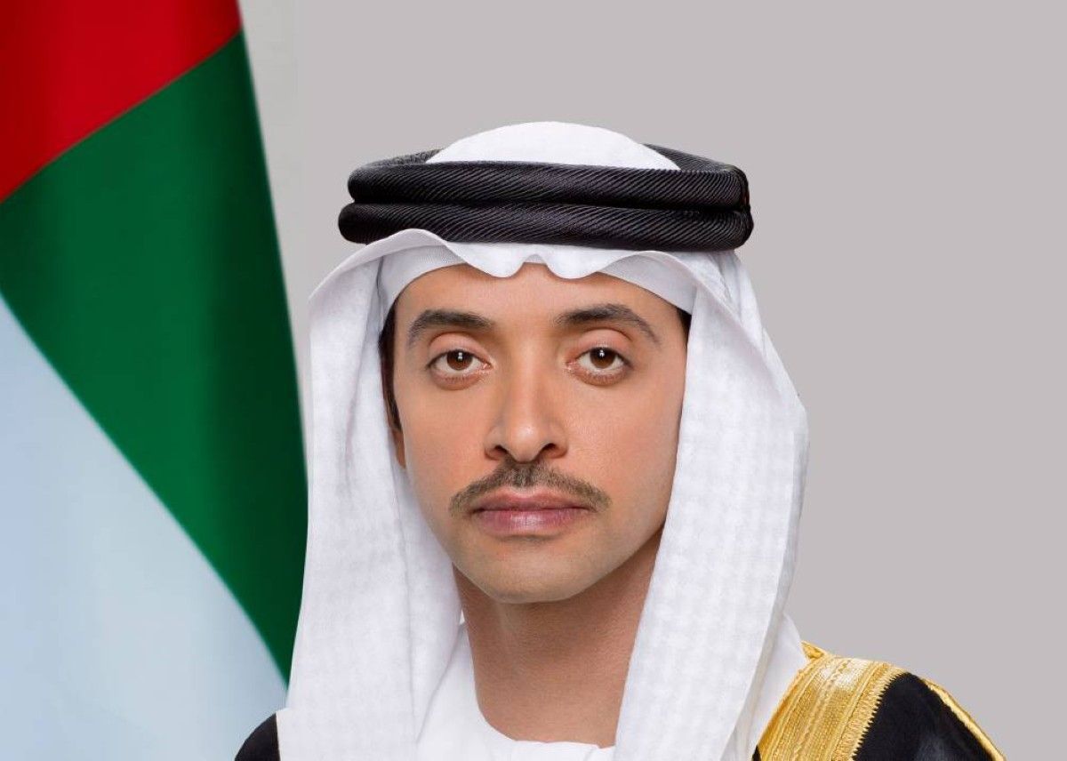 هزاع بن زايد: صرح شامخ يُقتدى به في مشارق الأرض ومغاربها