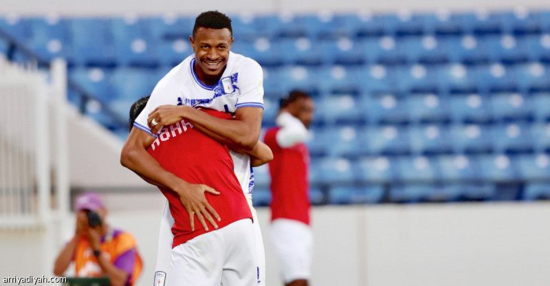 بهدف بادموسى.. أبها يحبط النجمة