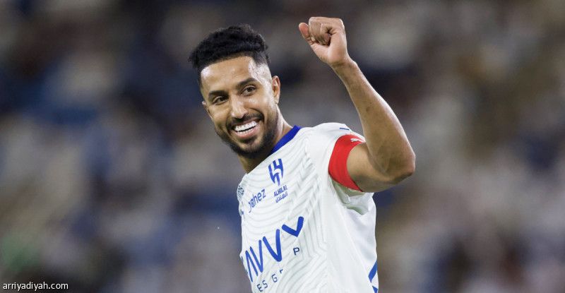 سالم نجم الجولة بهاتريك الرائد