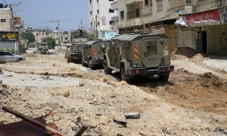 قوات الاحتلال تواصل عدوانها على طولكرم ومخيميها لليوم الـ103 على التوالي