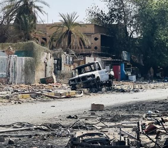 السودان: مقتل 14 مدنيا في قصف لميليشيا الدعم السريع على معسكر للنازحين بالفاشر