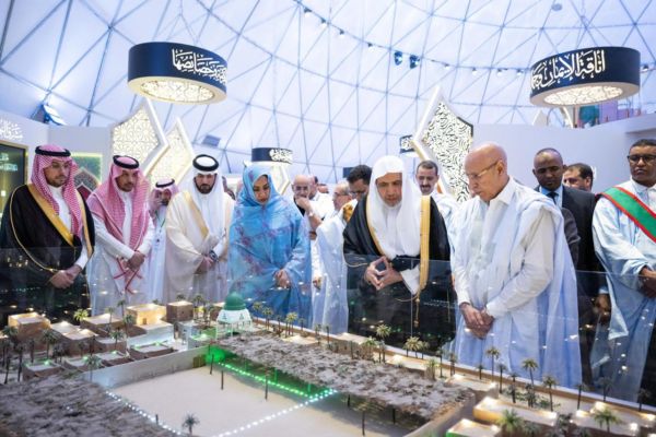 الرئيس الموريتاني والأمين العام لرابطة العالم الإسلامي يفتتحان متحف السيرة النبوية في نواكشوط