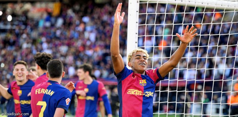 برشلونة يعاقب الريال.. ويلامس اللقب