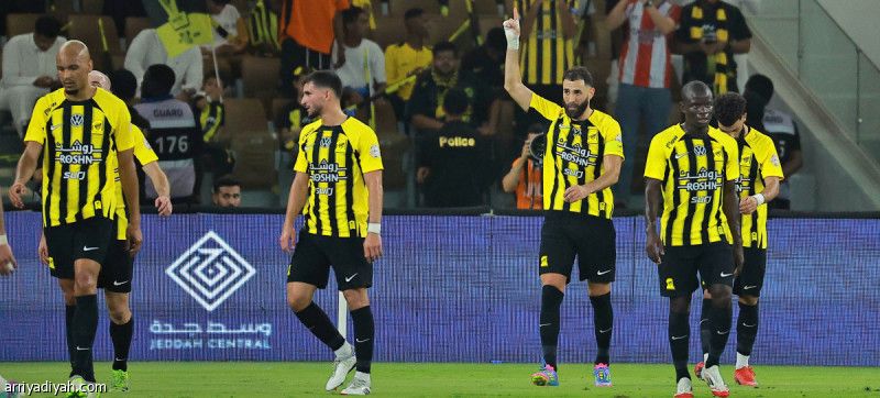 بالفيحاء.. 3 نقاط تفصل الاتحاد عن اللقب