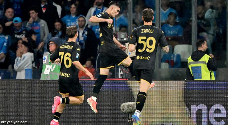 جنوى يهز صدارة نابولي بالتعادل