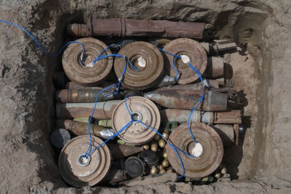 مسام يتلف أكثر من 5000 قطعة من الذخائر غير المنفجرة في أبين