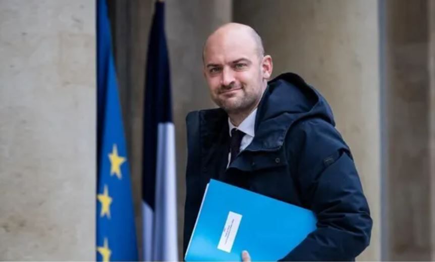 فرنسا ترد بقوة على تهديدات إسرائيل: لا أحد يملي علينا موقفنا من الاعتراف بفلسطين