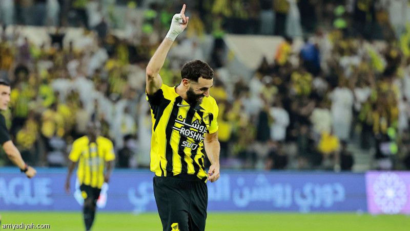 الموسم الرابع.. بنزيما يبصم على 30 مساهمة