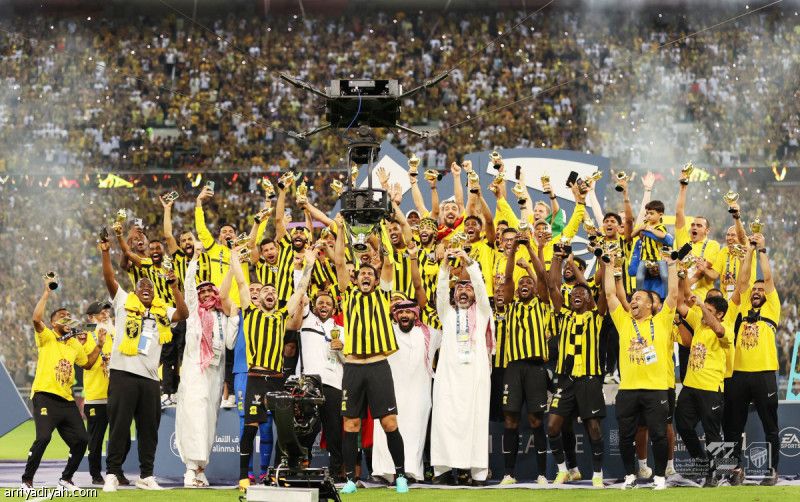 الاتحاد ينتظر قائمة الهلال والأهلي والفتح