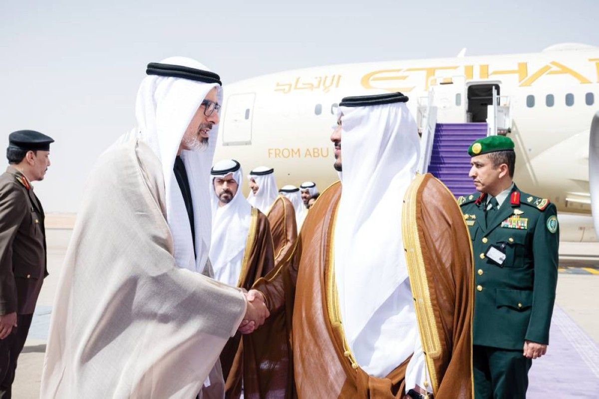 خالد بن محمد يترأس وفد الإمارات في القمة الخليجية الأمريكية بالرياض