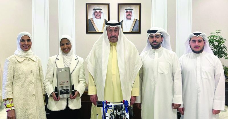 الحمود: إيلاء الشباب الاهتمام الأكبر