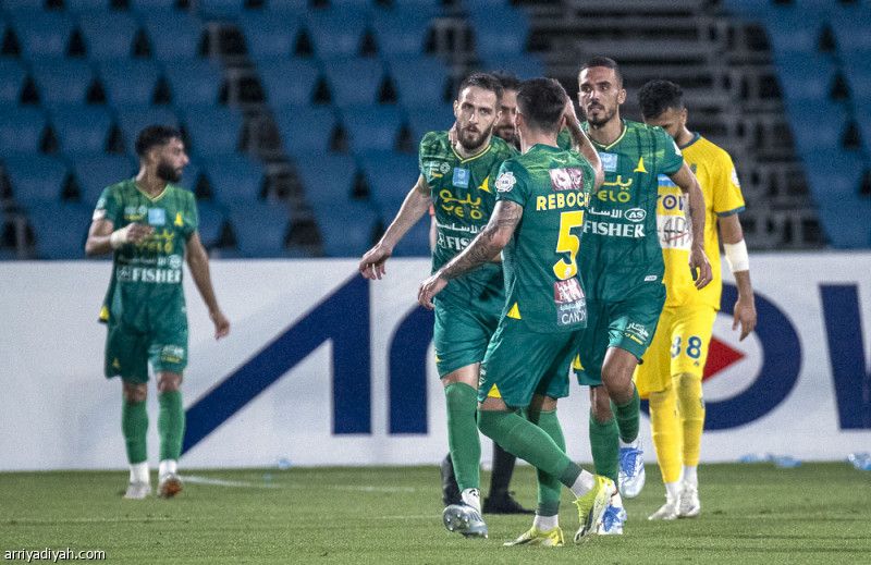 بالثنائية الرابعة.. الخليج يضمن البقاء ويؤزم موقف العروبة