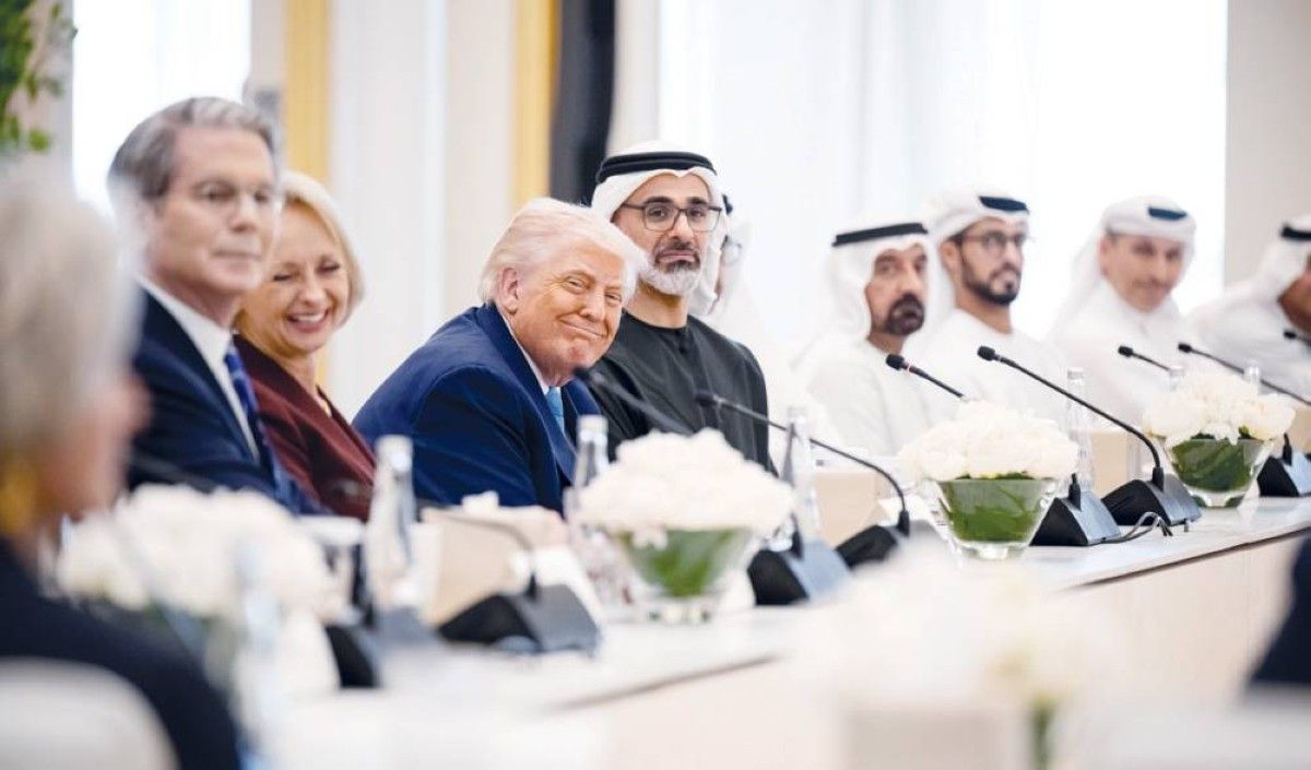 خالد بن محمد ودونالد ترامب يشهدان حوار الأعمال الإماراتي الأمريكي