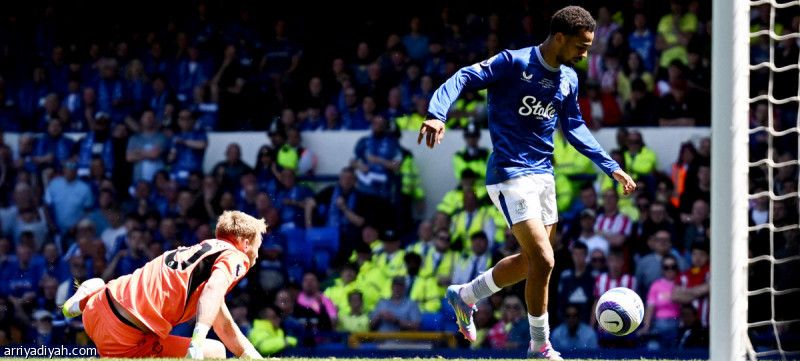 إيفرتون يودع «جوديسون بارك» بثنائية ساوثهامبتون