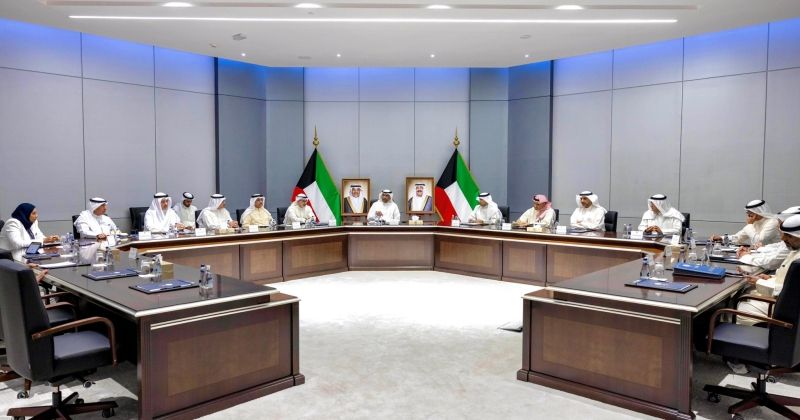 وزير الخارجية يبحث مع مساعديه تعزيز العمل بما يتواكب مع توجيهات القيادة السياسية