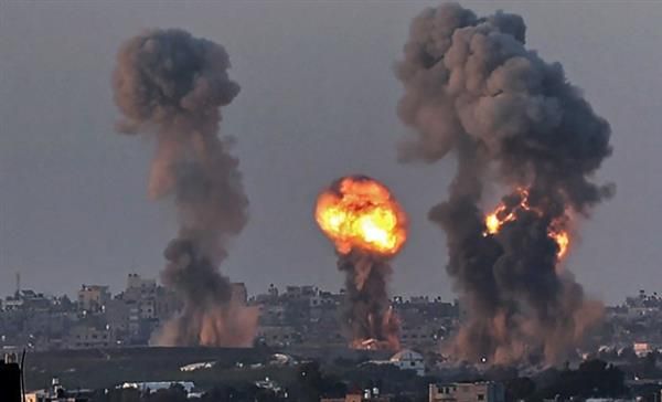 “صحة غزة”: 51 شهيدا جراء غارات الاحتلال على القطاع منذ فجر اليوم