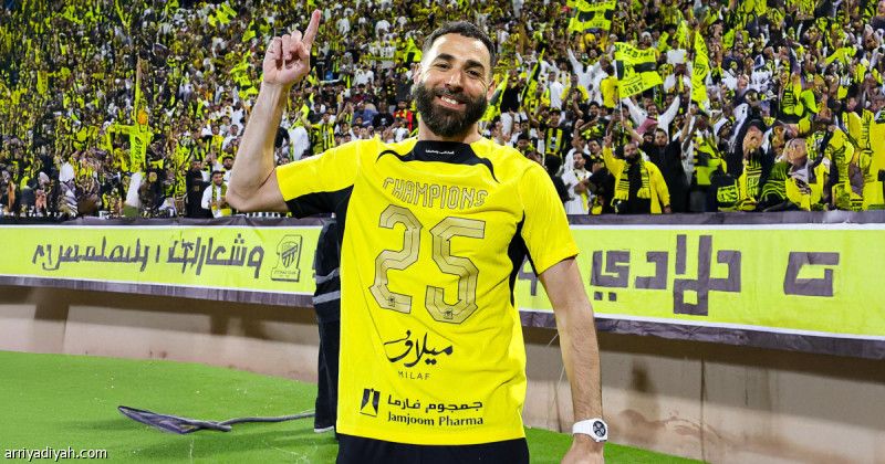 قبل الشباب.. بنزيما وعوار يواصلان التأهيل