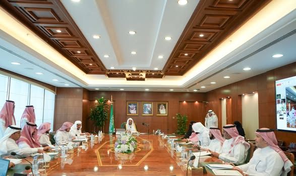 وزير الشؤون الإسلامية السعودي: اللجنة العليا للحج تستعرض الخطط التشغيلية لموسم الحج لتقديم خدمات عالية الجودة