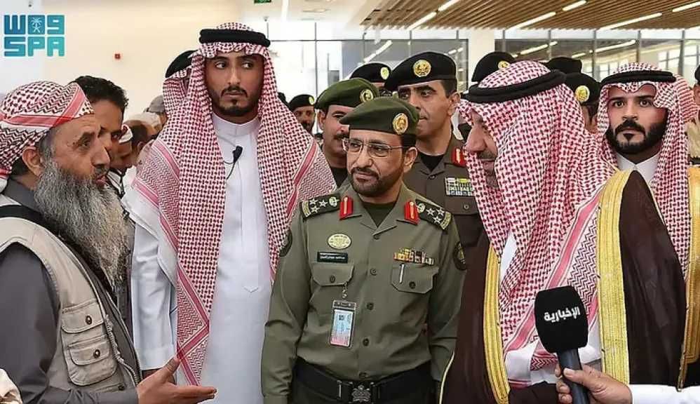 حجاج اليمن يُعبّرون عن شكرهم للسعودية عند منفذ الوديعة