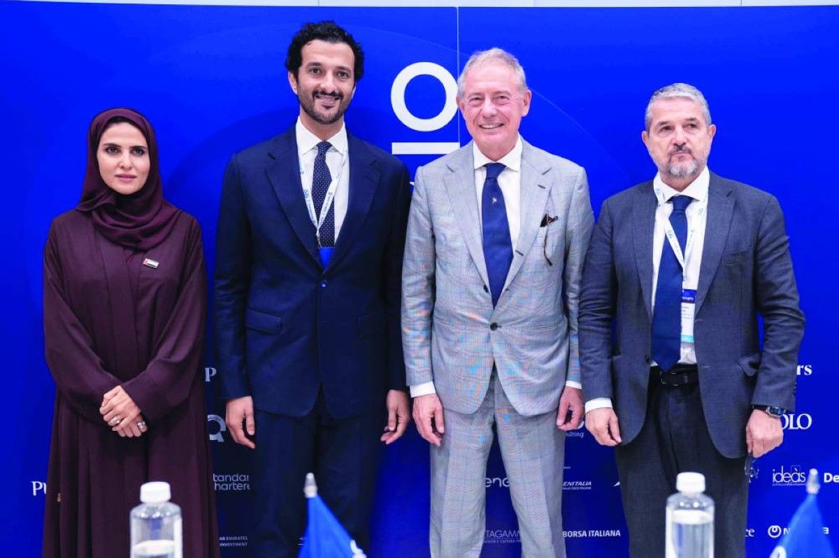 عبدالله بن طوق يبحث مع وزراء في إيطاليا وسان مارينو تنمية الشراكة الاقتصادية