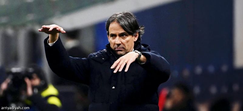 سكاي الإيطالية: إنزاجي أجّل مشروع الهلال بسبب نابولي وباريس