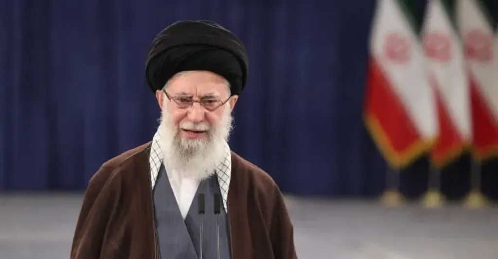 تقارب سعودي إيراني وسط تهديدات أمريكية وتصعيد نووي.. أين تتجه المنطقة؟