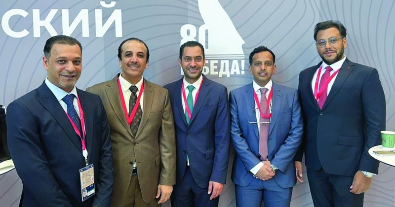 المستشار النصف وأعضاء الوفد الكويتي المشارك في المنتدى