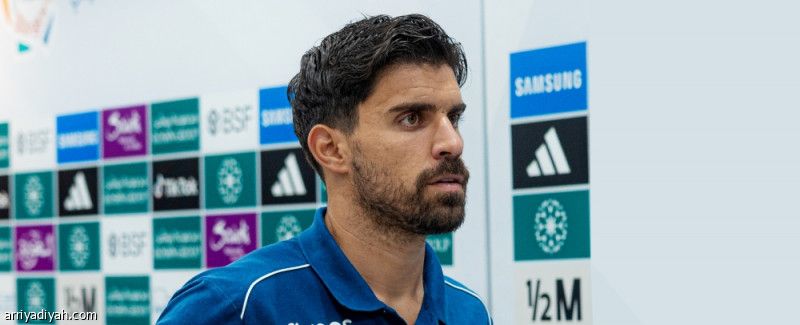 الهلال يلعب بـ5 أجانب.. وميتروفيتش احتياطيا