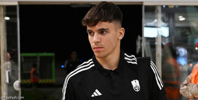 فيجا يقترب من وداع الأهلي بعد 631 يوما