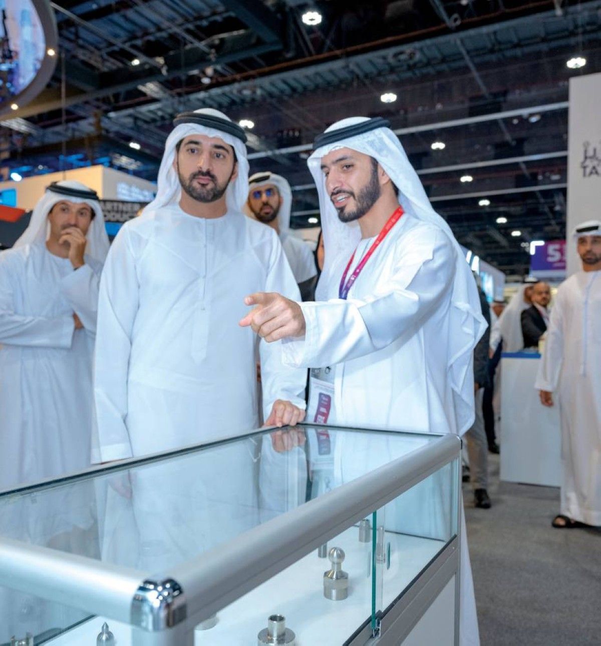 حمدان بن محمد: الإمارات تصنع حاضراً جديداً من أجل اقتصاد متنوع