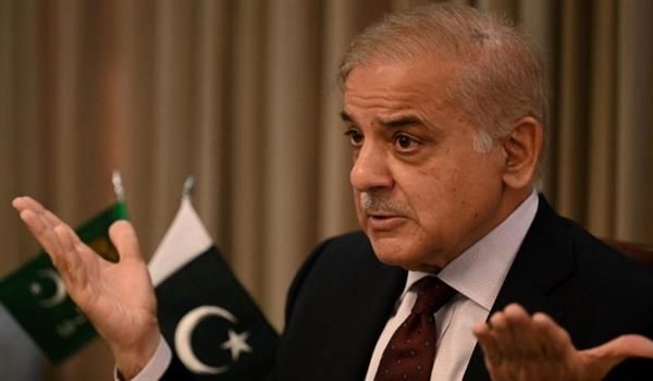 رئيس الوزراء الباكستاني يقترح السعودية والإمارات كمكانين لإجراء المحادثات مع الهند