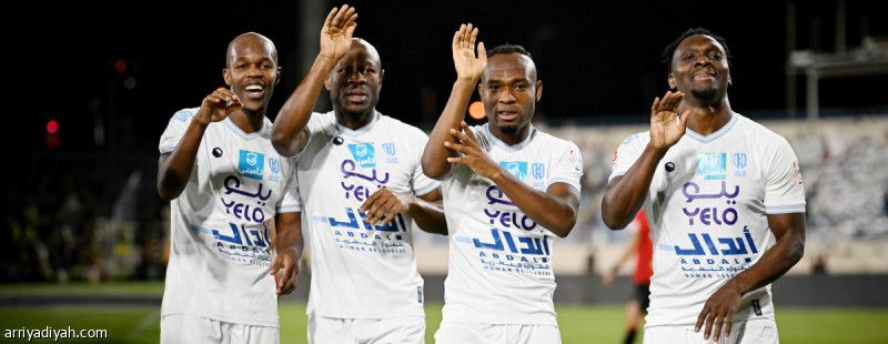 الأخدود يتمسك بآمال البقاء في روشن