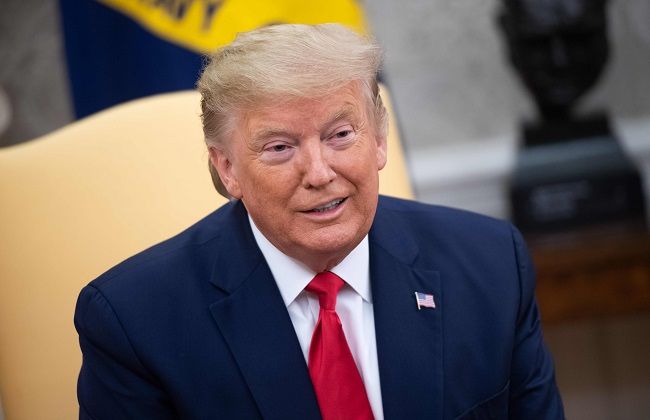 ترامب يحث الاتحاد الأوروبي على خفض الرسوم الجمركية أو مواجهة جمارك إضافية