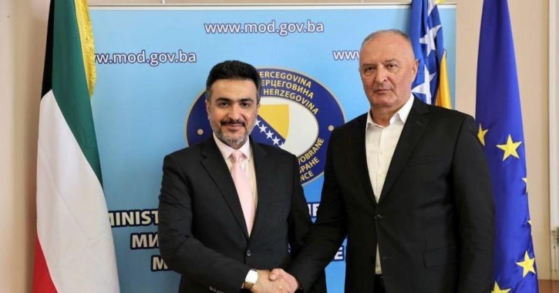 السفير البناي يبحث مع وزير دفاع البوسنة والهرسك تفعيل الاتفاقيات الثنائية