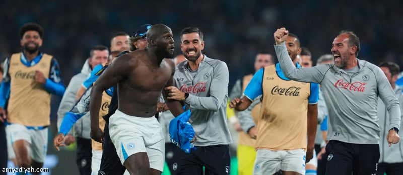 المرة الرابعة.. نابولي يتزعم إيطاليا