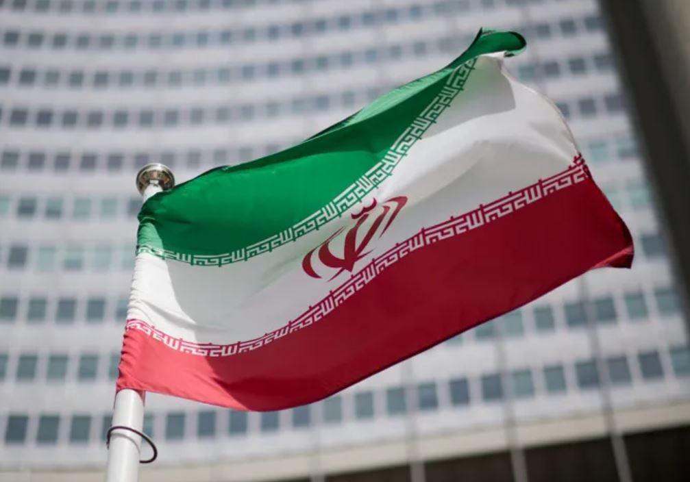 مع تزايد احتمالات هجوم إسرائيلي.. إيران تحذر من رد “حاسم وموجع”