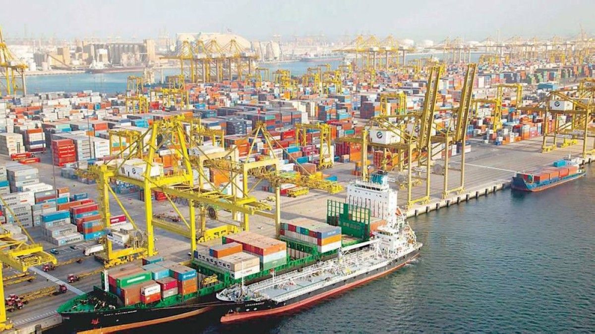 الإمارات وعُمان.. جذور تاريخية وتكامل استراتيجي