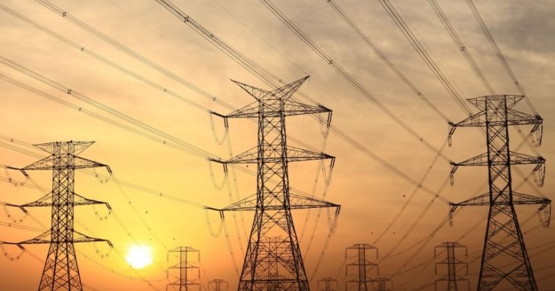 «الكهرباء»: إعادة التيار إلى أجزاء من منطقة المرقاب