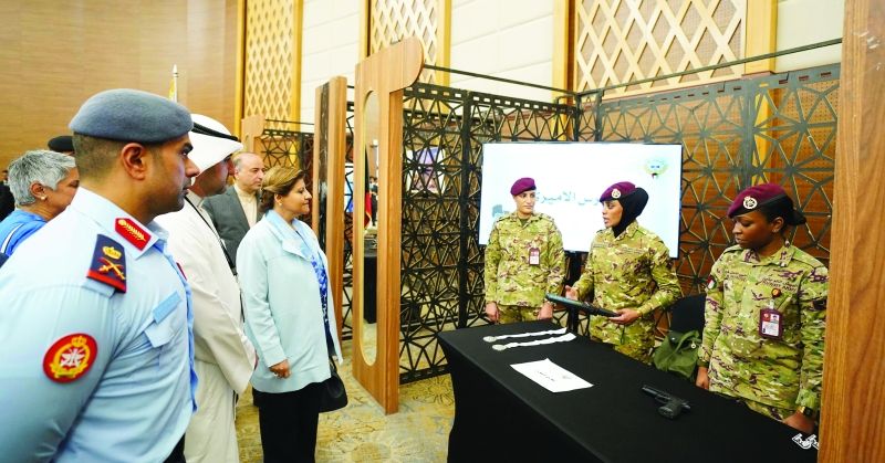 «الدفاع» تحتفي بمسيرة المرأة الكويتية