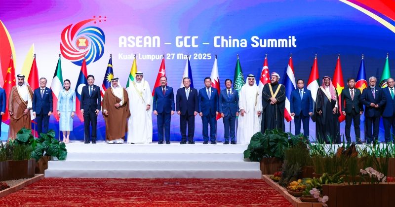 قادة «آسيان» ومجلس التعاون والصين جددوا التزامهم المشترك ببناء مستقبل سلمي وعادل ومستدام