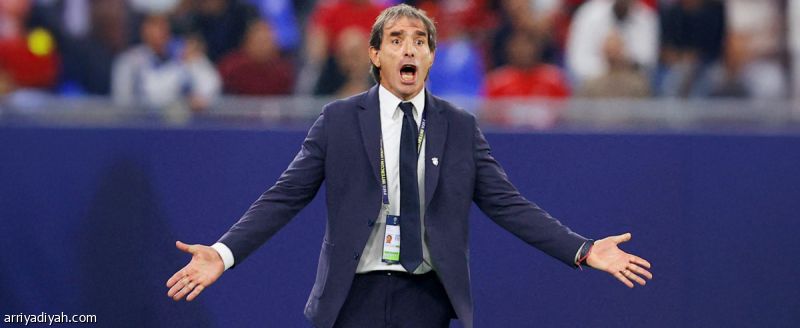 قرار غامض يبعد ألمادا قبل الهلال