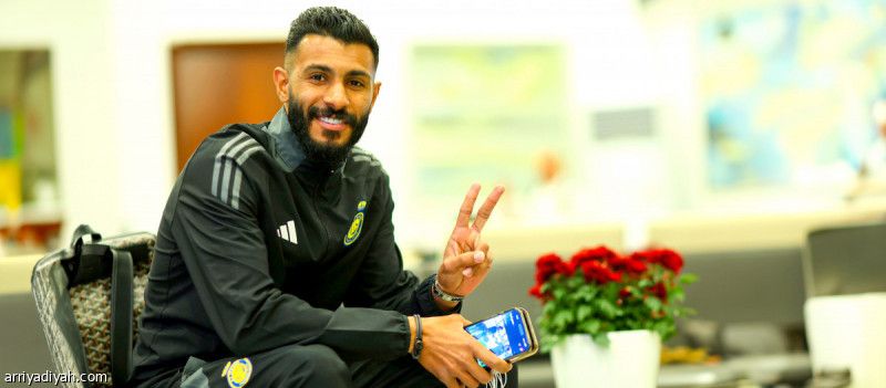 هييرو يقدم العرض.. وآل فتيل يرفض