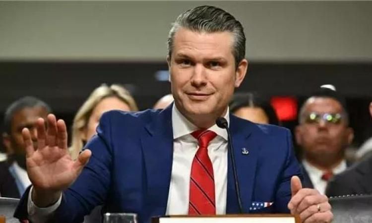 وزير الدفاع الأمريكي يبحث مع رئيس وزراء سنغافورة أخر التطورات الجيوسياسية