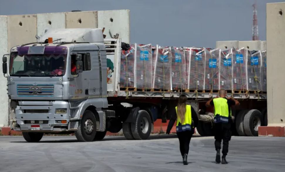 أونروا: إمدادات غذائية وطبية جاهزة للتسليم إلى غزة