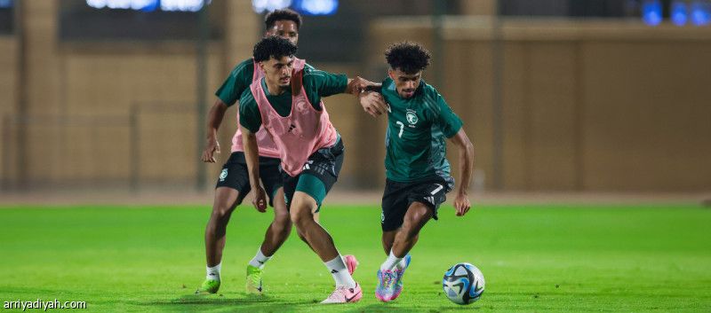 الأخضر الأولمبي ينطلق في فرنسا