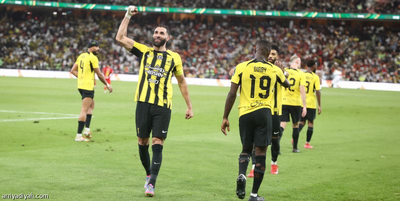 بثنائية النهائي.. بنزيما ينضم إلى تفاريس والنور موسى