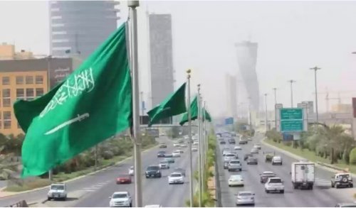 بأمر من محمد بن سلمان: السعودية تعلن إقامة دائمة مجاناً لهذه الفئات من المغتربين والعمالة الوافدة من جميع الجنسيات