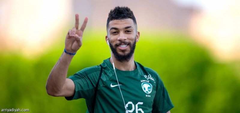 ذكري يغيب.. والعبود على الدكة