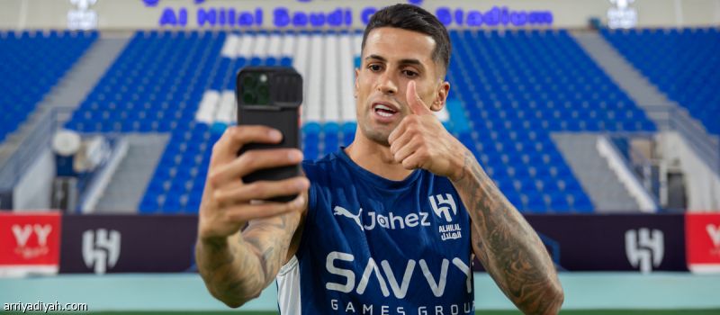 الإثنين.. كانسيلو يدخل خيارات العالمية