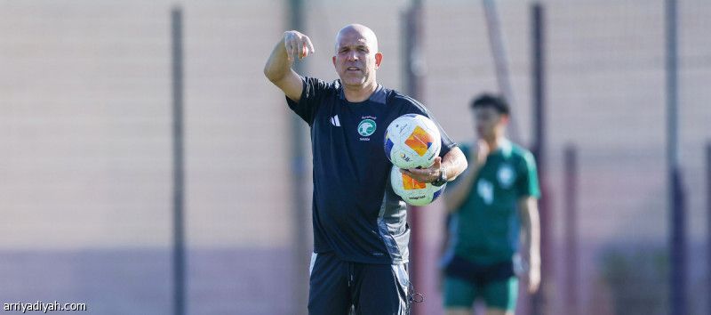 الأخضر الأولمبي يدشن تدريبات فرنسا